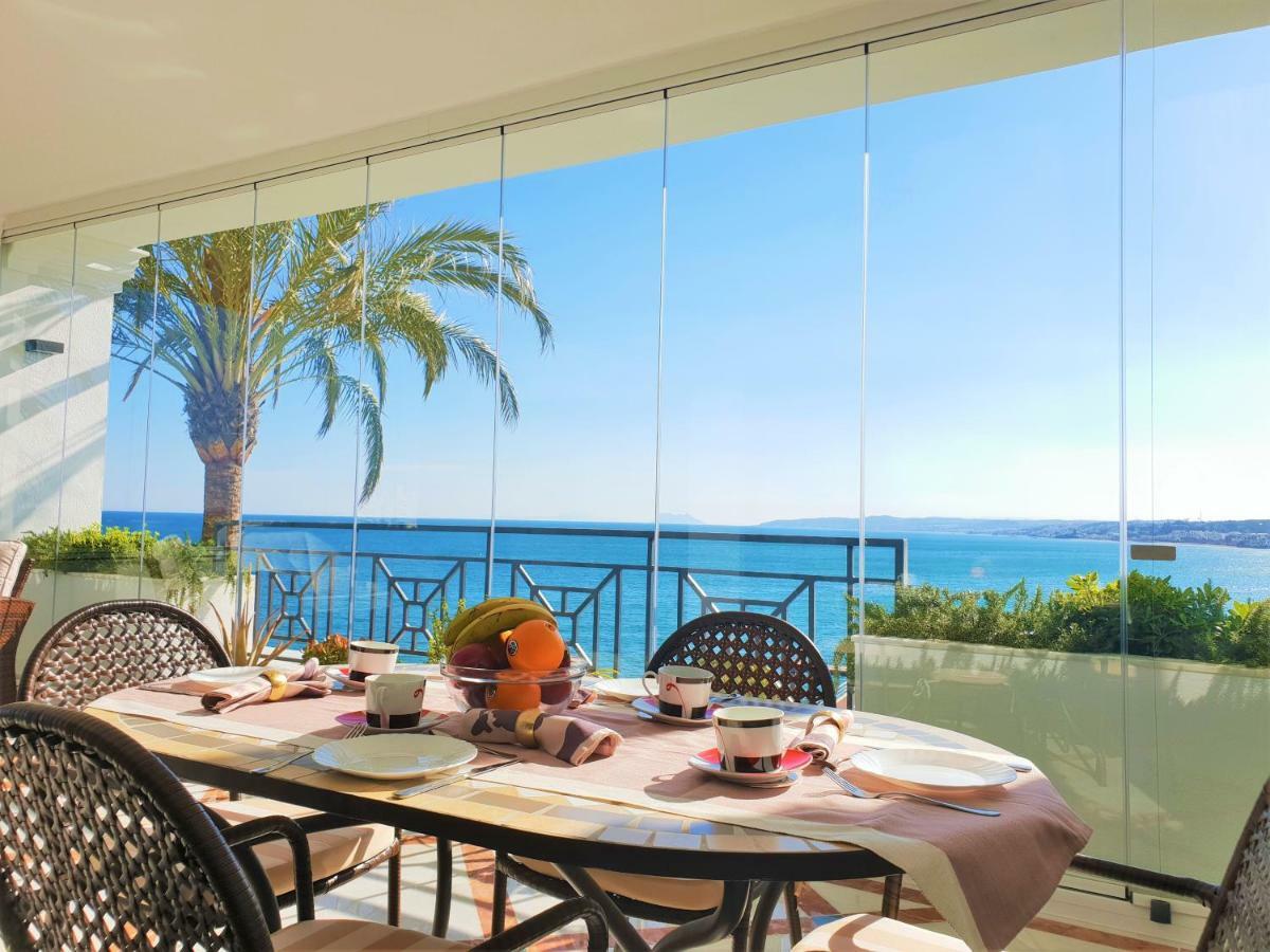 Luxury Apartment Frontal To The Sea In Estepona Doncella Beach ภายนอก รูปภาพ