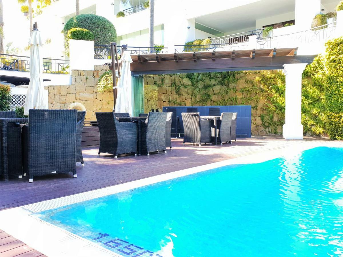 Luxury Apartment Frontal To The Sea In Estepona Doncella Beach ภายนอก รูปภาพ
