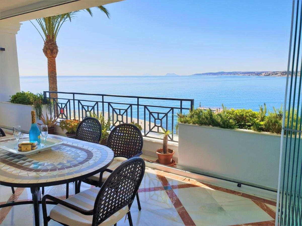Luxury Apartment Frontal To The Sea In Estepona Doncella Beach ภายนอก รูปภาพ